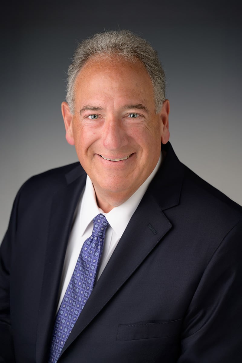 palms-insurance-headshot-david-cohen-800x1200